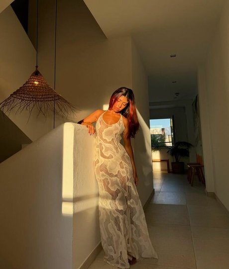 Naakte gelekte OnlyFans-foto van Africa Dalia Ot
