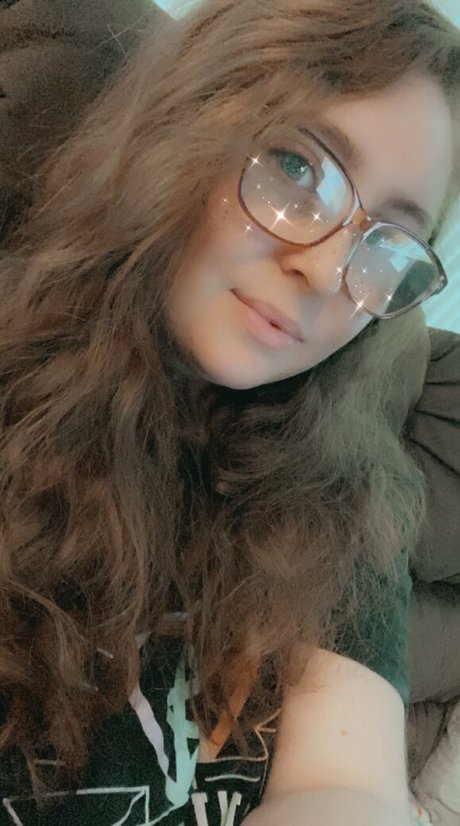 Pr3ttyandpr3gnant