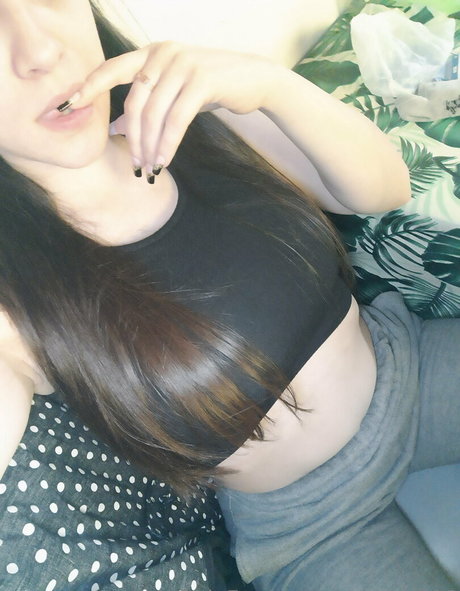 Naakte gelekte OnlyFans-foto van Tubaby280