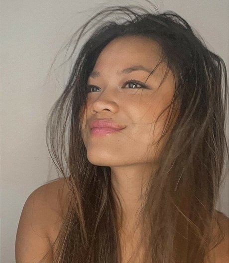 Naakte gelekte OnlyFans-foto van Sweetestkiwi