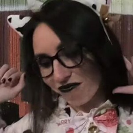 Naakte gelekte OnlyFans-foto van Shygothexhib