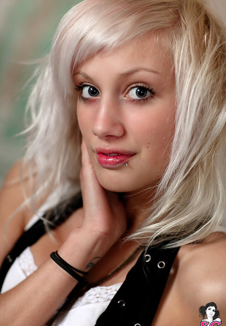 Naakte gelekte OnlyFans-foto van Katzenz