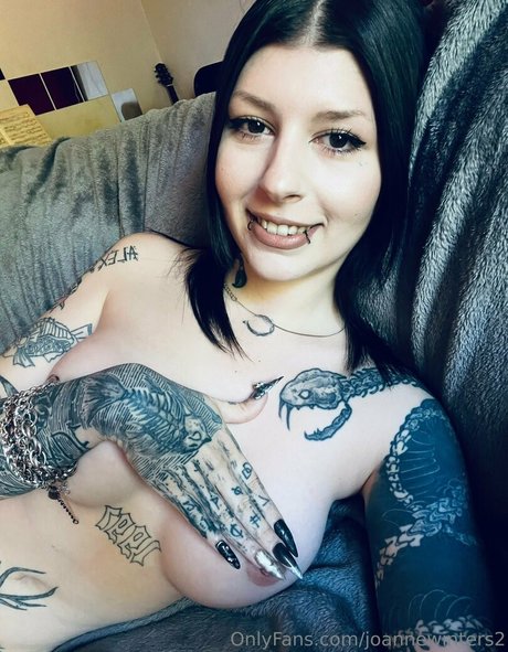 Joannewinters2