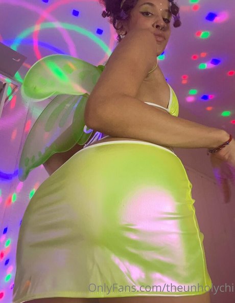 Naakte gelekte OnlyFans-foto van Theunholychi