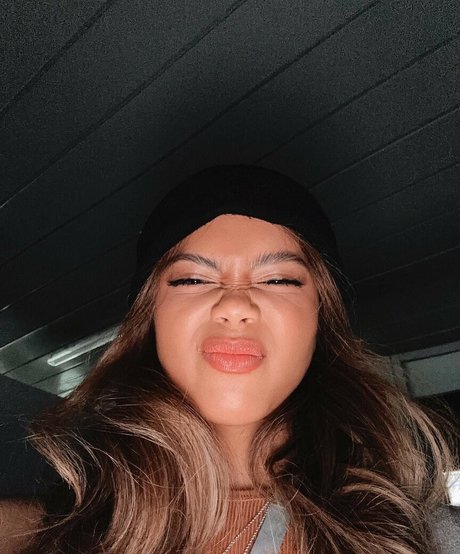Naakte gelekte OnlyFans-foto van Bianca Bustamante