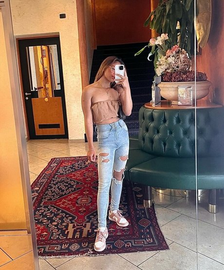 Bianca Bustamante