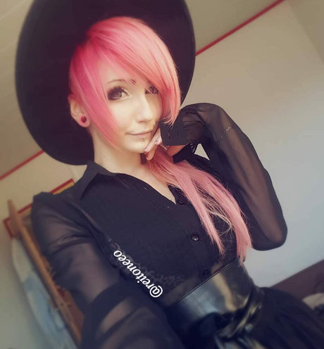 Naakte gelekte OnlyFans-foto van Reitoozaru