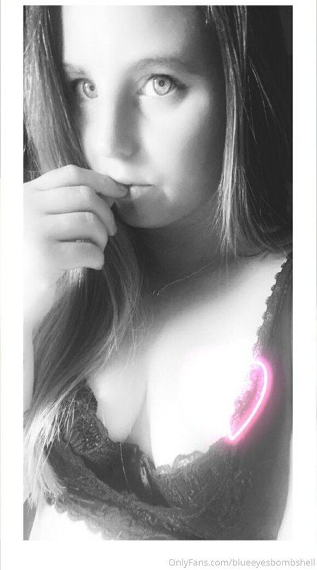 Blueeyesbombshell