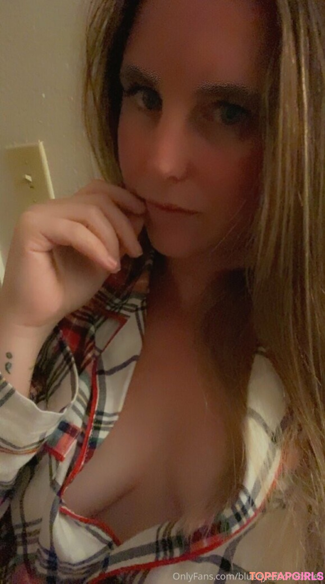 Naakte gelekte OnlyFans-foto van Blueeyesbombshell #47 Naakte gelekte OnlyFans-foto van Blueeyesbombshell #47