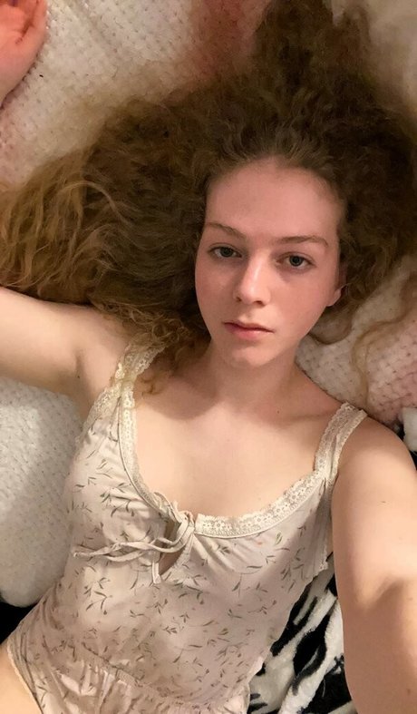Naakte gelekte OnlyFans-foto van Audrey Bell