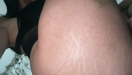 Naakte gelekte OnlyFans-foto van Kitanaywild