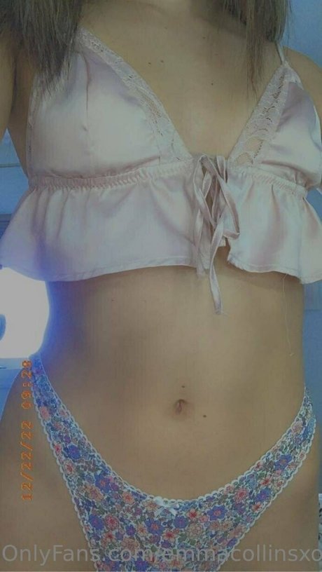 Naakte gelekte OnlyFans-foto van Emmacollinsxo