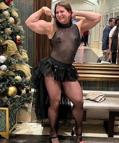 Eva The Supergirl