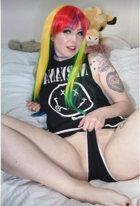 Naakte gelekte OnlyFans-foto van Sceneybabydoll