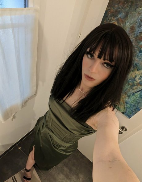 Naakte gelekte OnlyFans-foto van Babygirl Emma