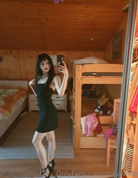 Naakte gelekte OnlyFans-foto van Mayaavip