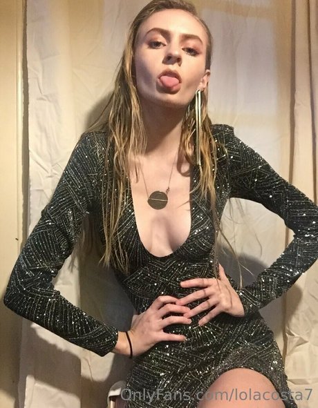 Naakte gelekte OnlyFans-foto van Lolacosta