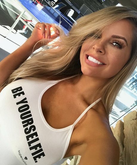 Naakte gelekte OnlyFans-foto van Kayla Collins