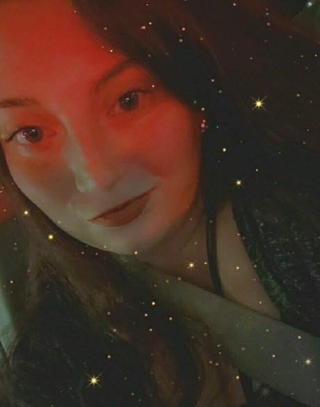 Naakte gelekte OnlyFans-foto van Sarahyournaughtygirl69
