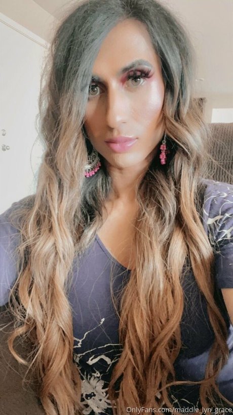 Naakte gelekte OnlyFans-foto van Maddielyngrace