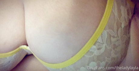 Naakte gelekte OnlyFans-foto van Theladylayla