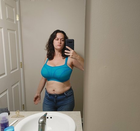 Theladylayla