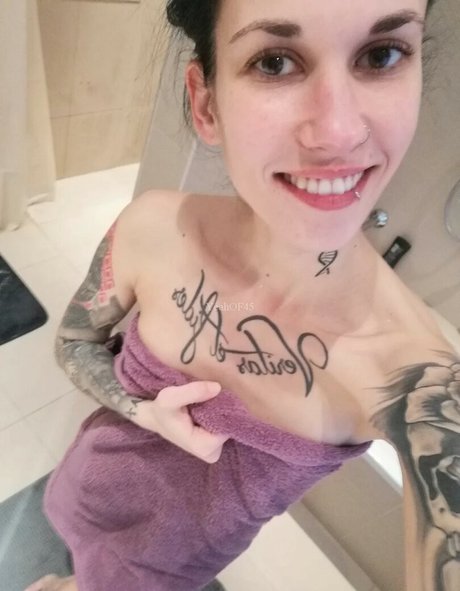 Skinnybitch