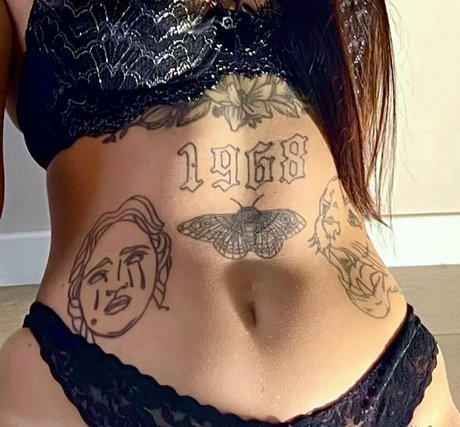 Naakte gelekte OnlyFans-foto van Siljyfree