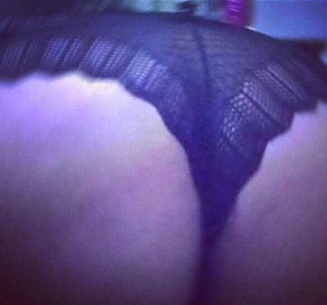 Naakte gelekte OnlyFans-foto van Liliveil666