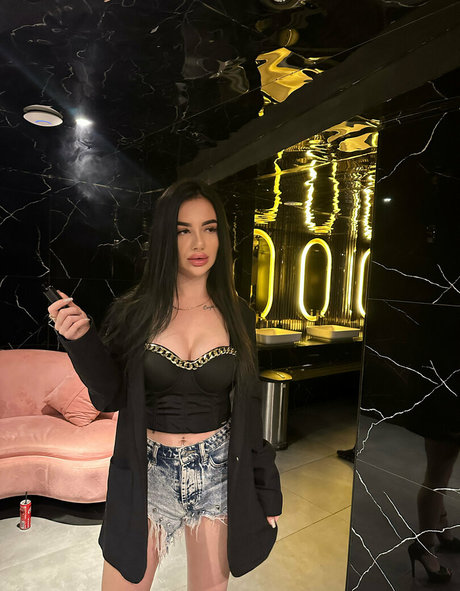 Naakte gelekte OnlyFans-foto van Britneysparks