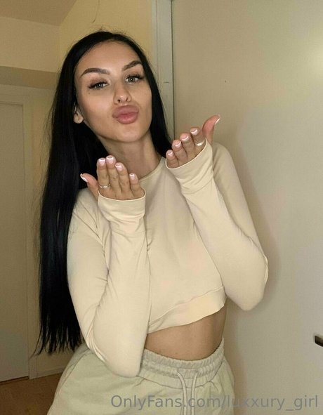 Naakte gelekte OnlyFans-foto van Katanacat