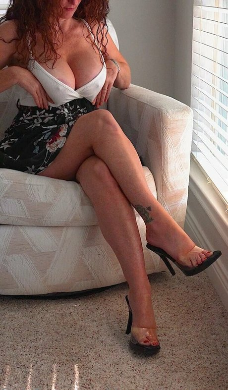 Therestlesshousewife2121