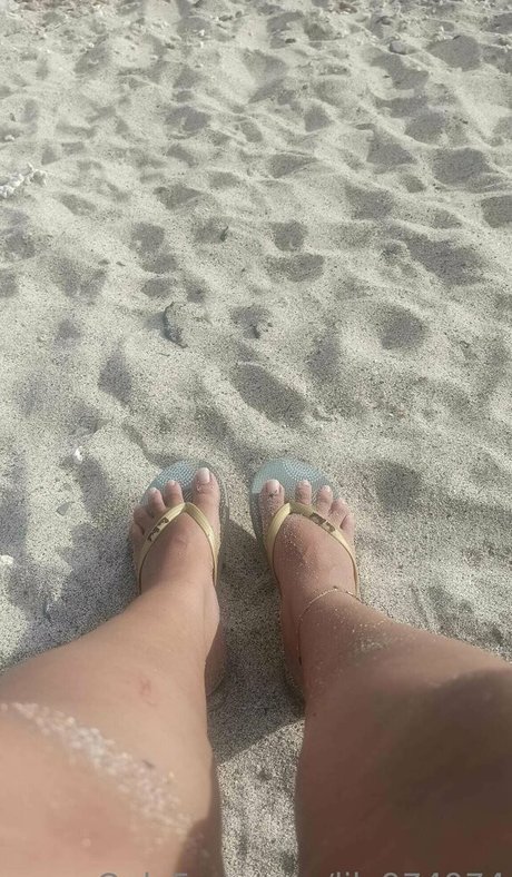 Naakte gelekte OnlyFans-foto van Lila974974