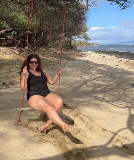 Naakte gelekte OnlyFans-foto van Mayan Lopez