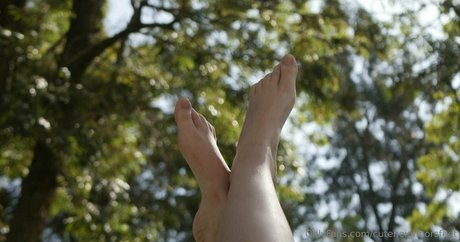 Cuteneighborsfeet