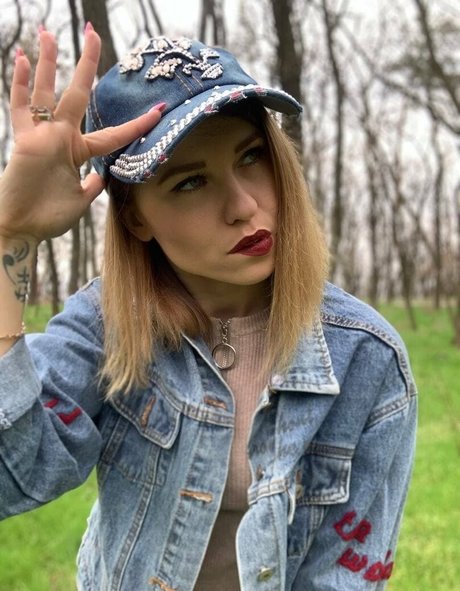 Naakte gelekte OnlyFans-foto van Erikaedenvip