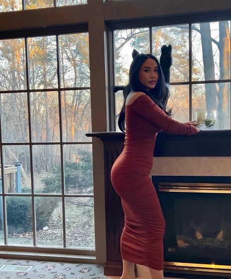 Naakte gelekte OnlyFans-foto van Yueyue
