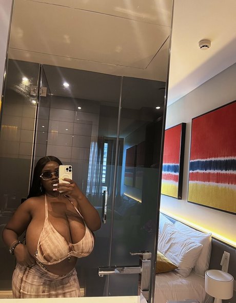 Chanel La Croix