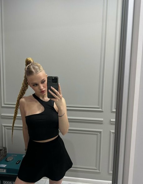 Naakte gelekte OnlyFans-foto van Wildcatxxx