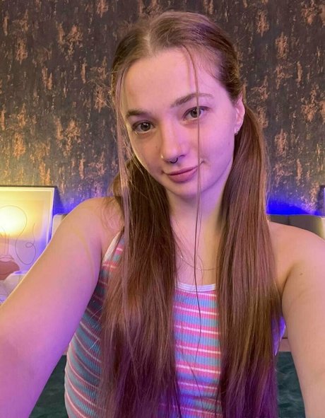 Naakte gelekte OnlyFans-foto van Laylarole