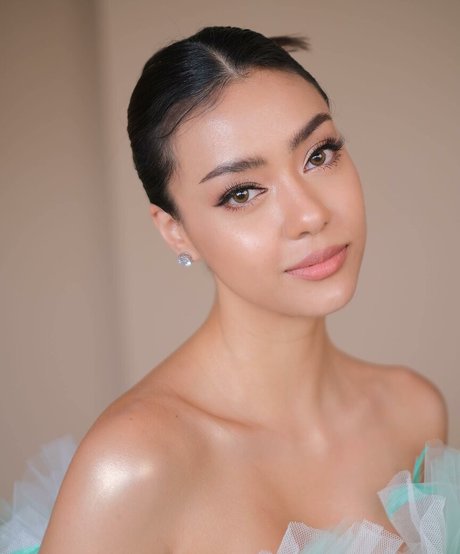 Amanda Obdam