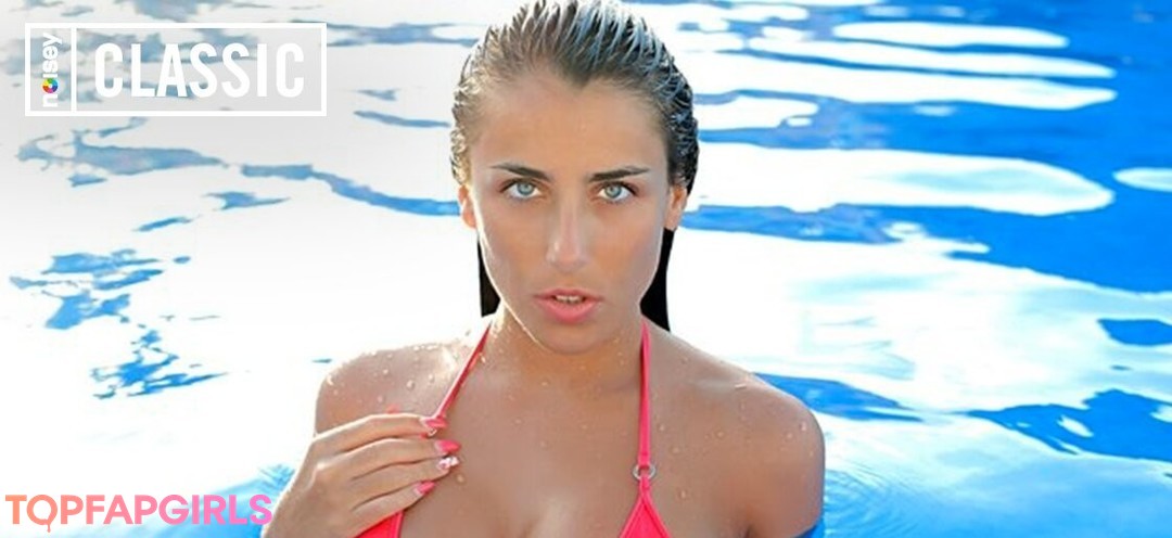 Naakte gelekte OnlyFans-foto van Jade Laroche #4 Naakte gelekte OnlyFans-foto van Jade Laroche #4