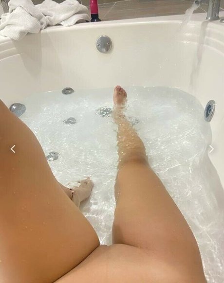Naakte gelekte OnlyFans-foto van Tatianabgiraldo