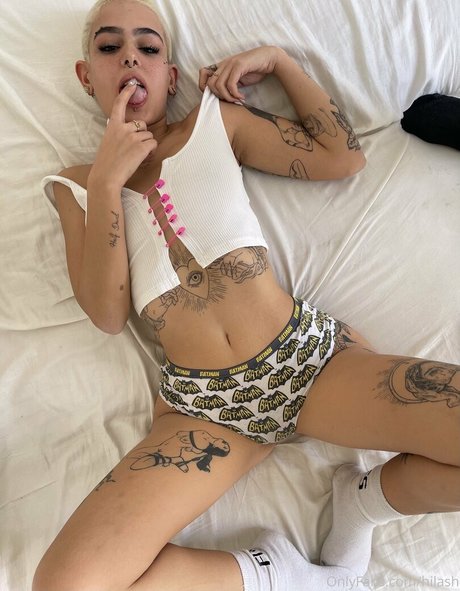 Naakte gelekte OnlyFans-foto van Hilabby