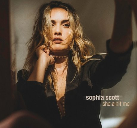 Sophia Scott