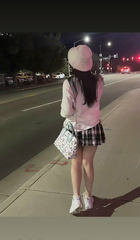 Naakte gelekte OnlyFans-foto van Lilangelsawa
