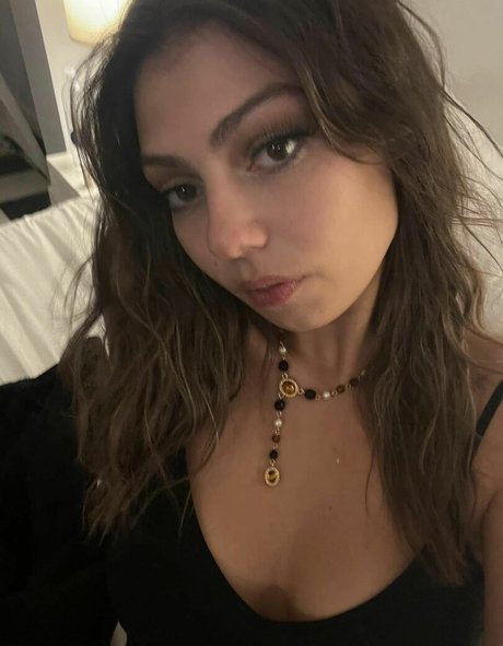 Naakte gelekte OnlyFans-foto van Elena Lukin