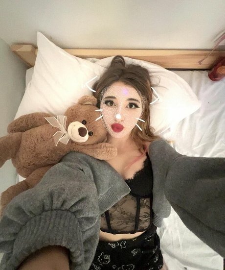 Naakte gelekte OnlyFans-foto van Osamochka
