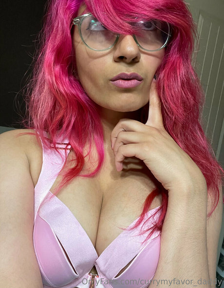 Naakte gelekte OnlyFans-foto van Currymyfavorfree