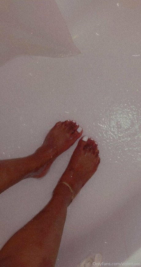 Naakte gelekte OnlyFans-foto van Divinelat